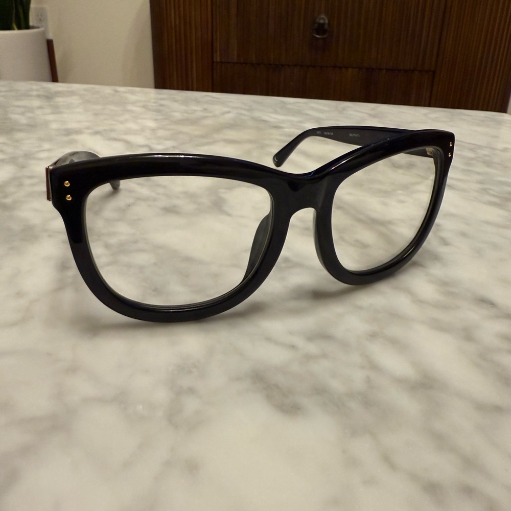 Sold out Linda Farrow optical 
LFl7121